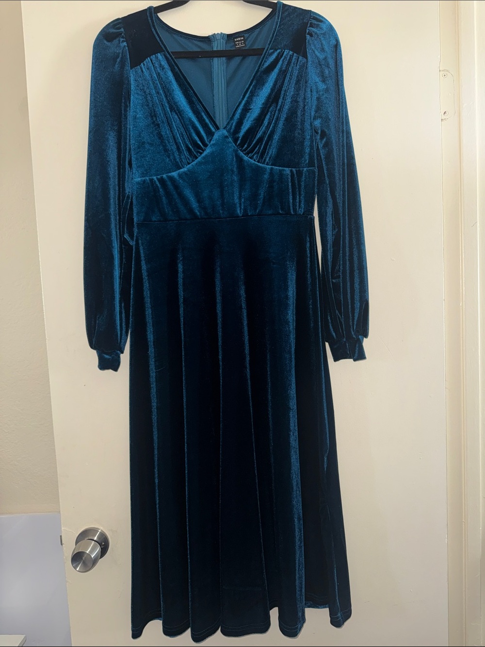 SHEIN Teal Velvet Long Sleeve Midi Dress